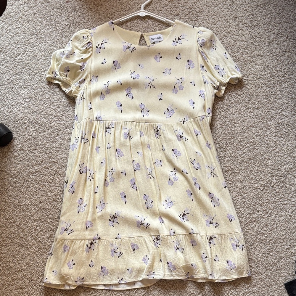 aritzia sunday best yellow flower dress size small